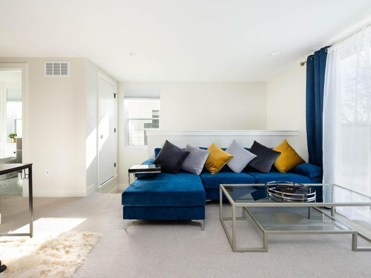 Stunning 3bd 3.5 Ba - 10 Min To Downtown! Garage! Ferienhaus *